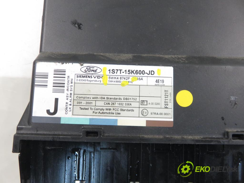 FORD USA FOCUS SEDAN 2005 107,00 2.0 Duratec HE 0,00 MODUL komfortu 1S7T15K600JD ; 5WK48742F ; 5WK48863