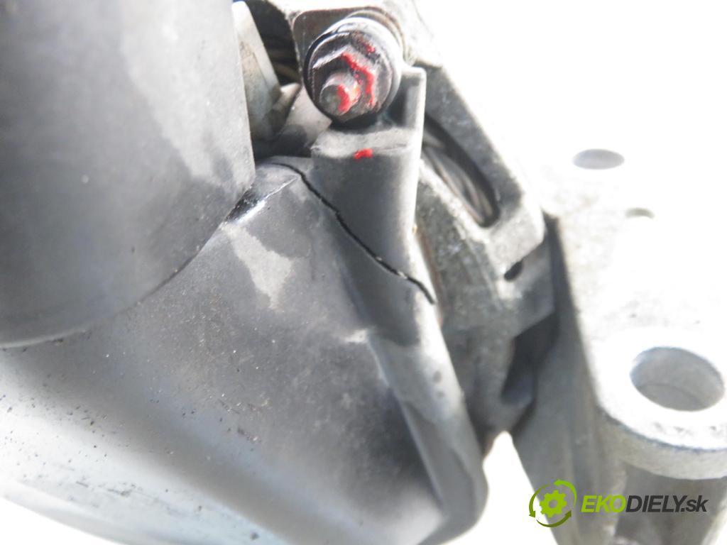 FORD USA FOCUS SEDAN 2005 107,00 2.0 Duratec HE 0,00 Alternátor 5S4TGA (Alternátor)