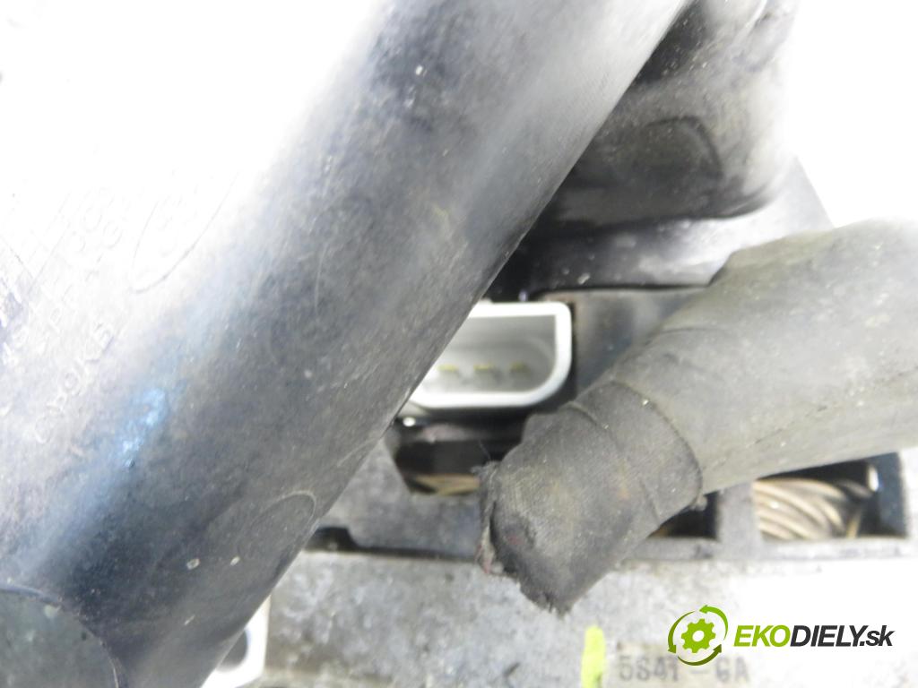 FORD USA FOCUS SEDAN 2005 107,00 2.0 Duratec HE 0,00 Alternátor 5S4TGA (Alternátor)