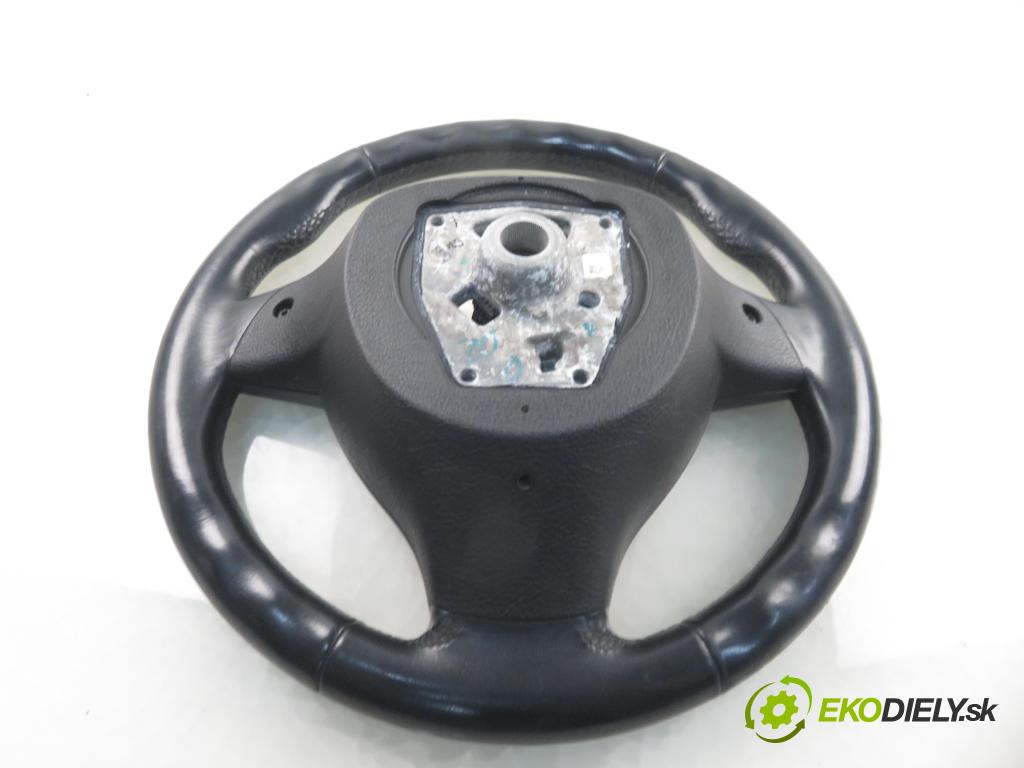 BMW 5 Touring (F11) KOMBI 2015 140,00 520 d xDrive - B47 D20 A 1995,00 Volant  (Volant)