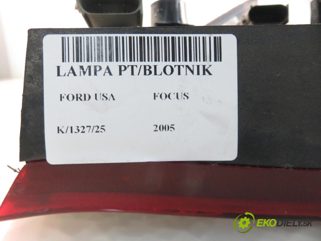 FORD USA FOCUS SEDAN 2005 107,00 2.0 Duratec HE 0,00 Svetlo ľavé zadné