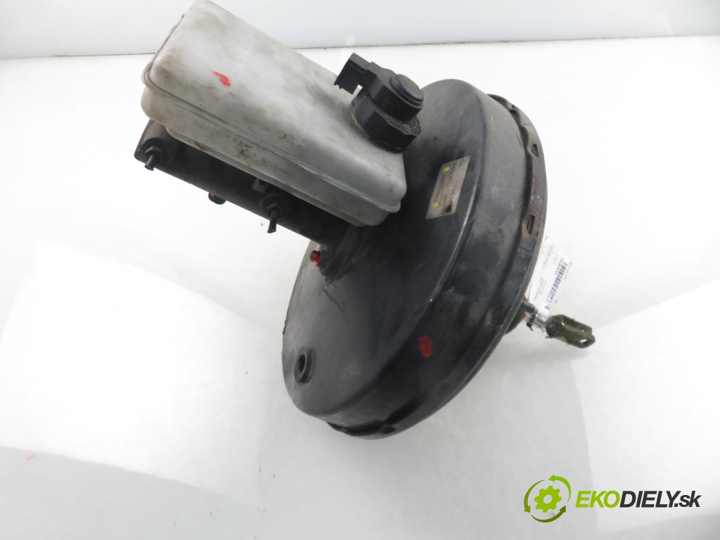 IVECO DAILY III platforma/podwozie KABINA/PLATFORMA 2000 62,00 29 L 9 - 8140.63. 2798,00 posilovač 500373265 ; 99487840 (Servočerpadlo)