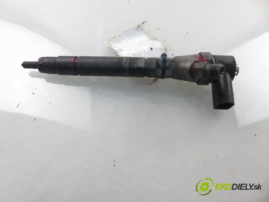 MERCEDES-BENZ KLASA S (W220) SEDAN 2001 145,00 S 320 CDI 197 - OM 613.960 3222,00 vstrekovač 0445110121 ; 6130700687 (Vstrekovač paliva)