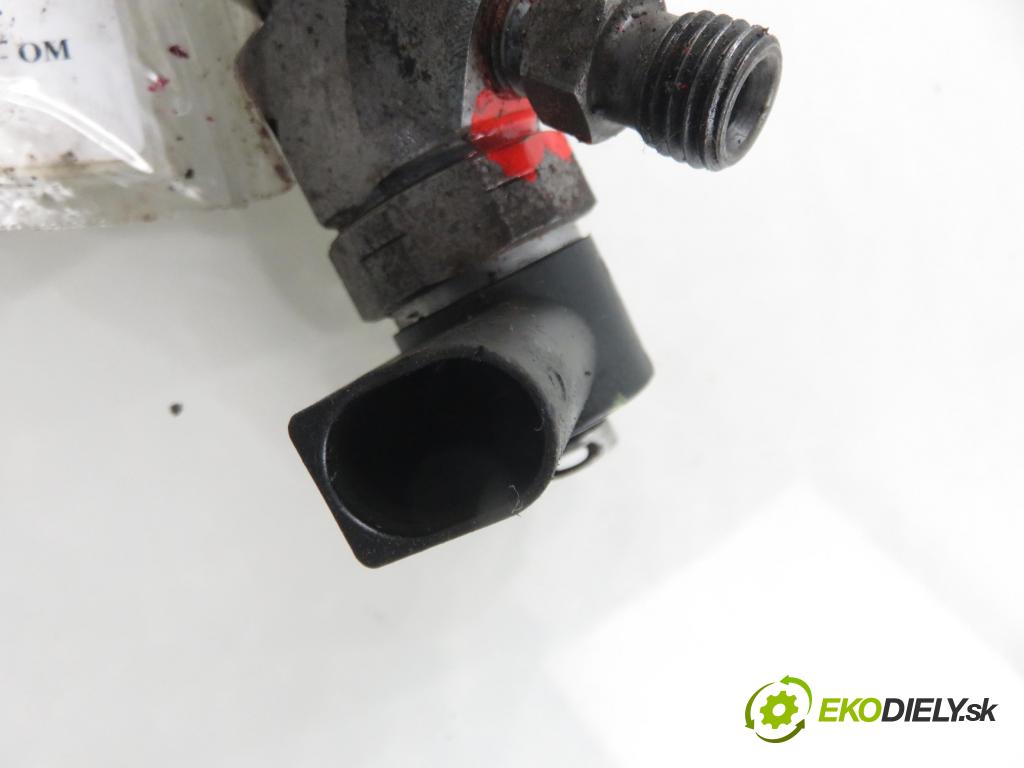 MERCEDES-BENZ KLASA S (W220) SEDAN 2001 145,00 S 320 CDI 197 - OM 613.960 3222,00 vstrekovač 0445110121 ; 6130700687 (Vstrekovač paliva)