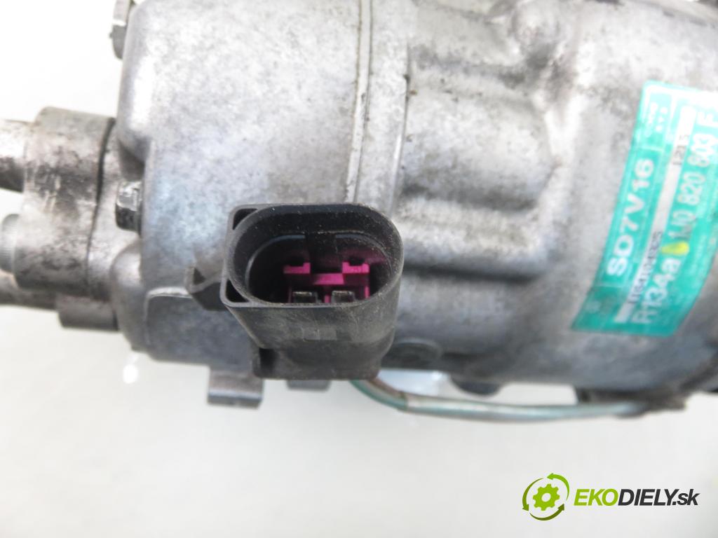 VW GOLF IV (1J1) HB 1999 74,00 1.6 - AKL 1595,00 KOMPRESOR: klimatizácie 1J0820803F (Kompresor klimatizácie)