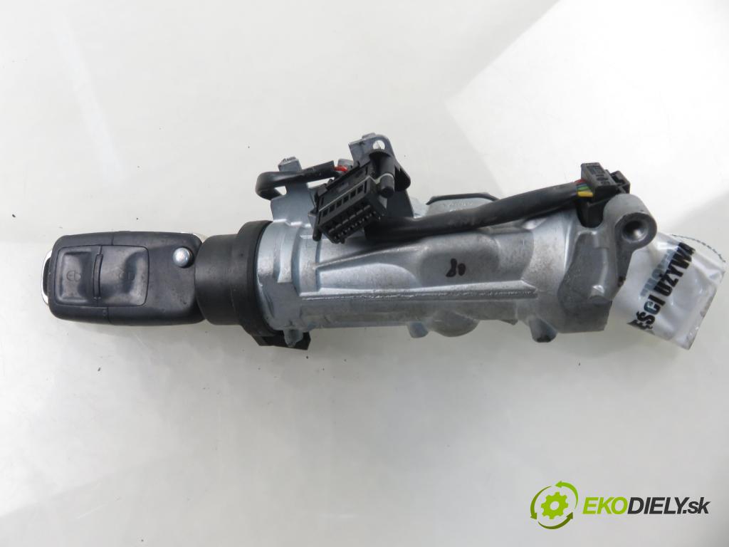 SEAT ALTEA (5P1) HB 2004 75,00 1.6 102 1595,00 spinačka 1K0905865 (Spínacia skrinka)