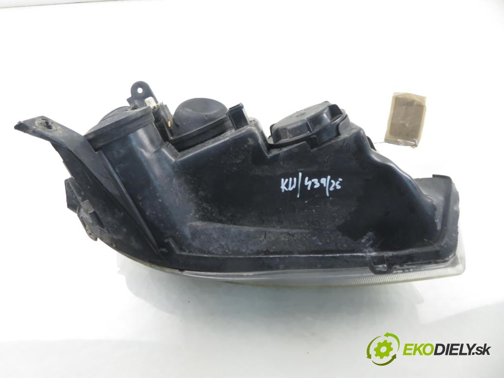 OPEL CORSA C (X01) HB 2001 43,00 1.0 12V 58 - Z 10 XE 973,00 světlo LP 