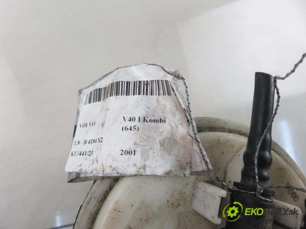 VOLVO V40 Kombi (645) KOMBI 2001 90,00 1.8 122 - B 4184 S2 1783,00 pumpa paliva 30858563