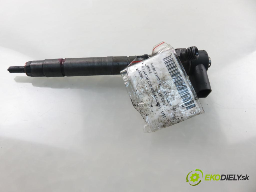 MERCEDES-BENZ KLASA S (W220) SEDAN 2001 145,00 S 320 CDI 197 - OM 613.960 3222,00 vstrekovač 0445110200 ; 6110701787 (Vstrekovač paliva)