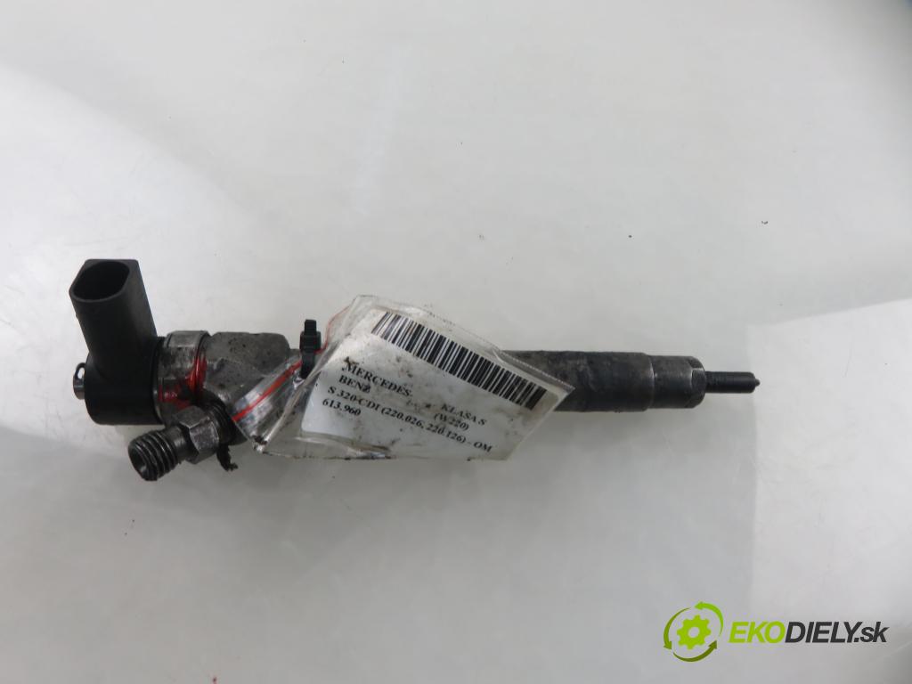 MERCEDES-BENZ KLASA S (W220) SEDAN 2001 145,00 S 320 CDI 197 - OM 613.960 3222,00 vstrekovač 0445110094 ; 6280700387 (Vstrekovač paliva)