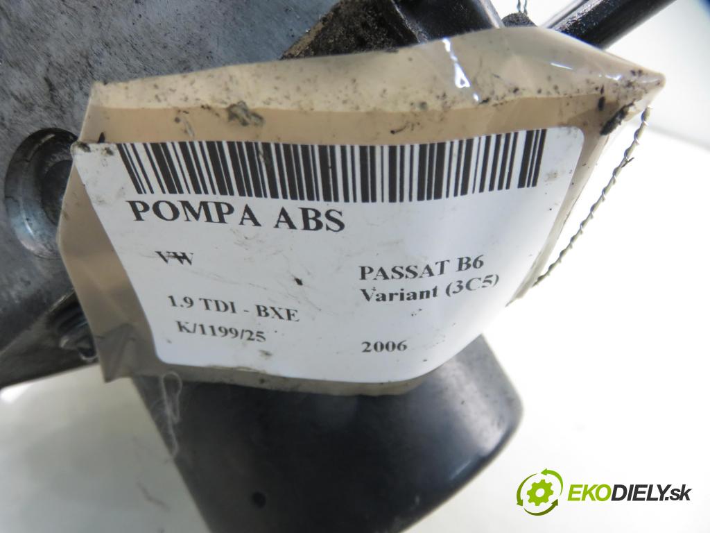 VW PASSAT B6 Variant (3C5) KOMBI 2006 77,00 1.9 TDI - BXE 1896,00 Pumpa ABS 3C0614095P ; 16027001A (Pumpa ABS)