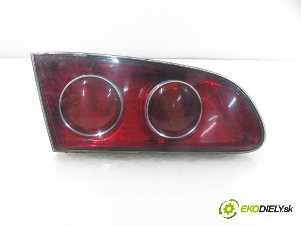 SEAT CORDOBA (6L2) SEDAN 2003 55,00 1.4 16V - BBY 1390,00 světlo levé zadní kufr 6L5945093