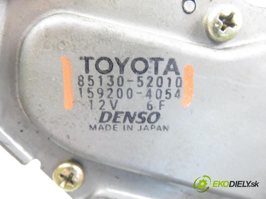TOYOTA YARIS (_P1_) HB 2005 55,00 1.4 D-4D (NLP10_) - 1ND-TV 1364,00 motorek stěrače ZADNÍ: 8513052010 ; 1592004054
