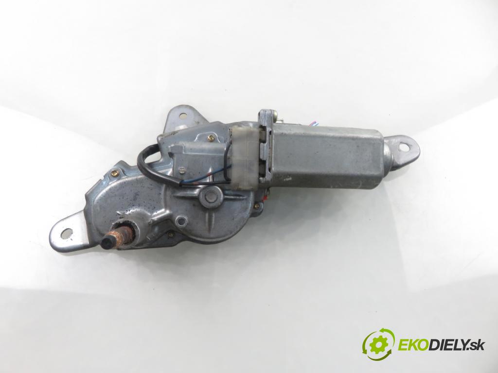 TOYOTA YARIS (_P1_) HB 2005 55,00 1.4 D-4D (NLP10_) - 1ND-TV 1364,00 motorek stěrače ZADNÍ: 8513052010 ; 1592004054