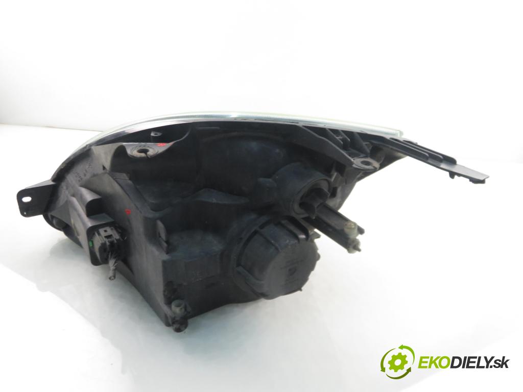 FORD FIESTA V (JH_, JD_) HB 2005 59,00 1.4 16V - FXJA 1388,00 světlo PP 2S6X13W029AJ