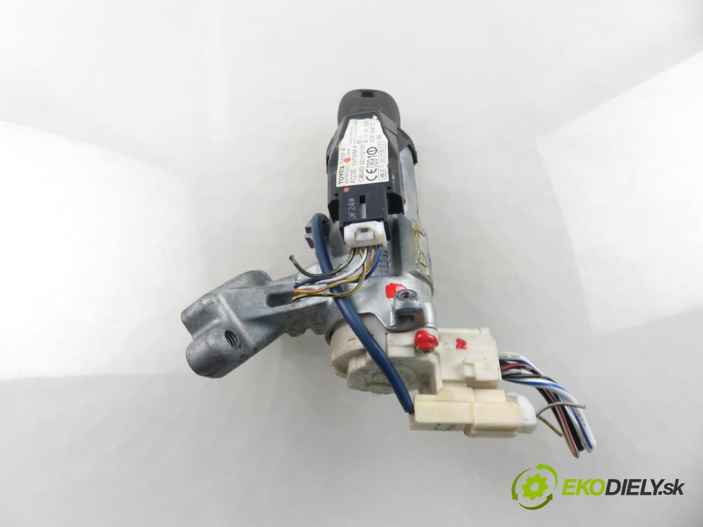 TOYOTA YARIS (_P1_) HB 2005 55,00 1.4 D-4D (NLP10_) - 1ND-TV 1364,00 spinačka 8978352010 (Spínacia skrinka)