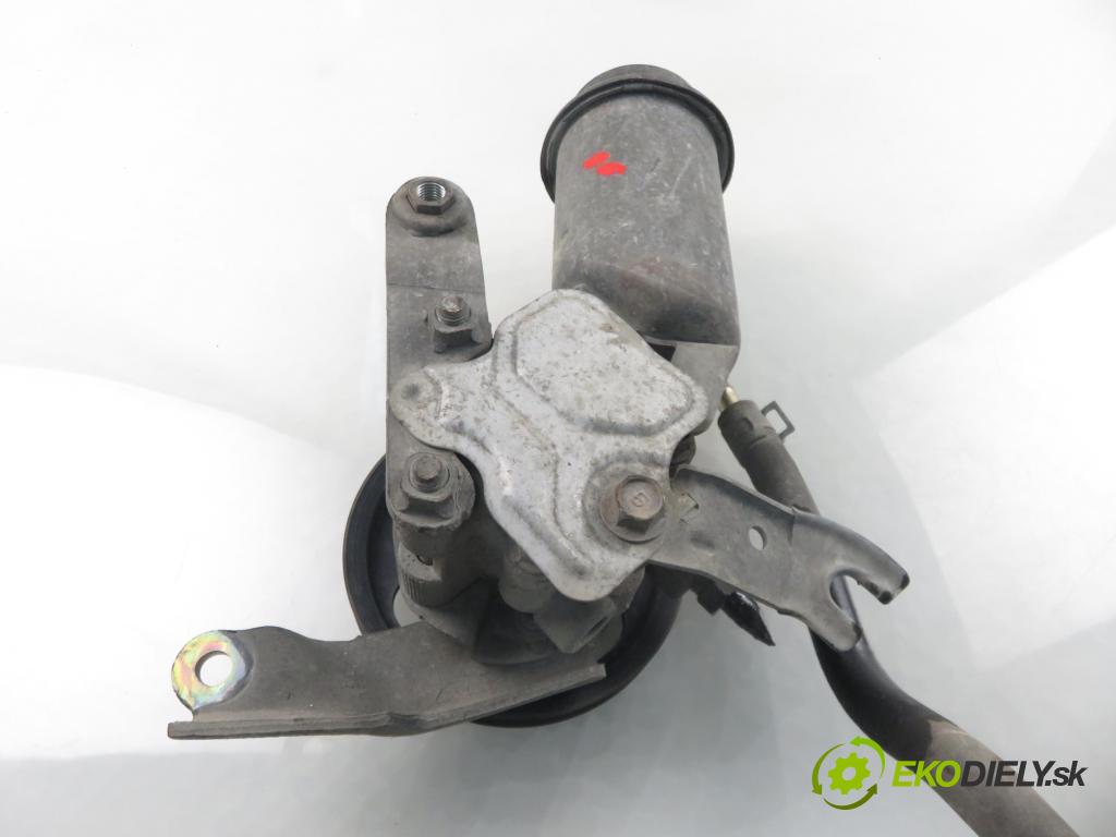 TOYOTA YARIS (_P1_) HB 2005 55,00 1.4 D-4D (NLP10_) - 1ND-TV 1364,00 Pumpa servočerpadlo  (Servočerpadlo)