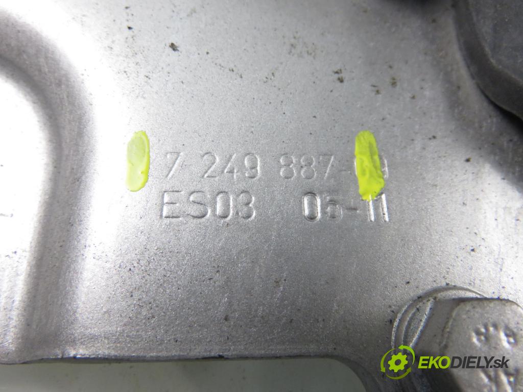 BMW 5 Touring (F11) KOMBI 2015 140,00 520 d xDrive - B47 D20 A 1995,00 závěs kapoty L 7249887 ; 7263055