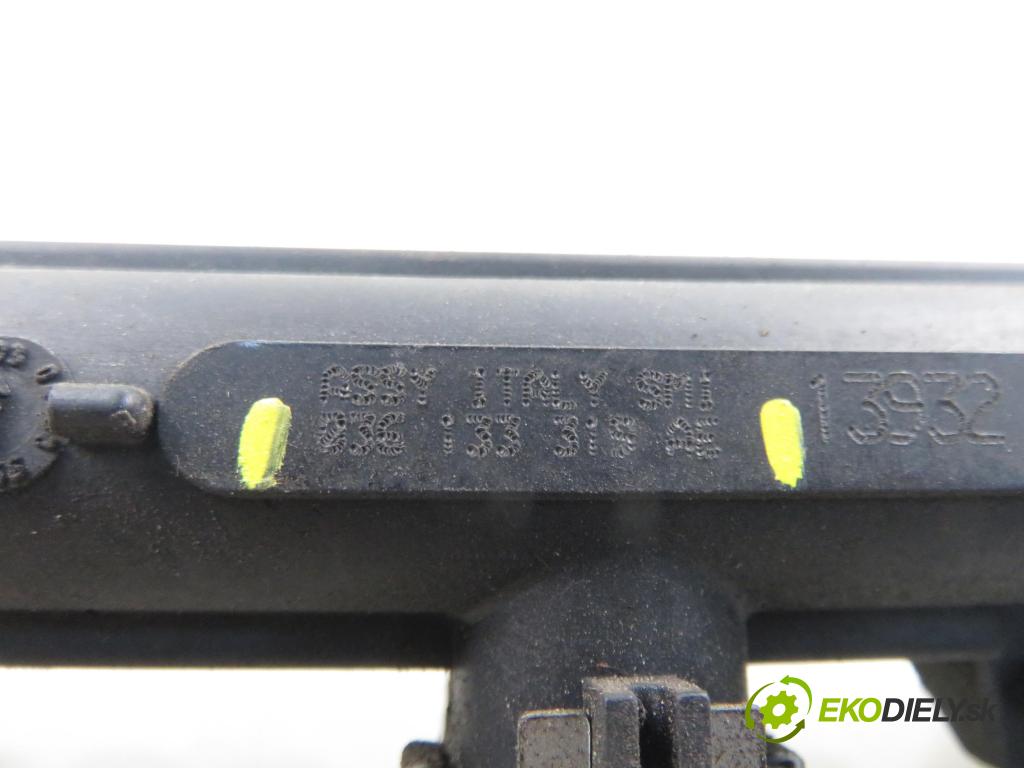 SEAT CORDOBA (6L2) SEDAN 2003 55,00 1.4 16V - BBY 1390,00 Lišta vstrekovacia 036906031M ; 036133319AE (Vstrekovacia lišta)