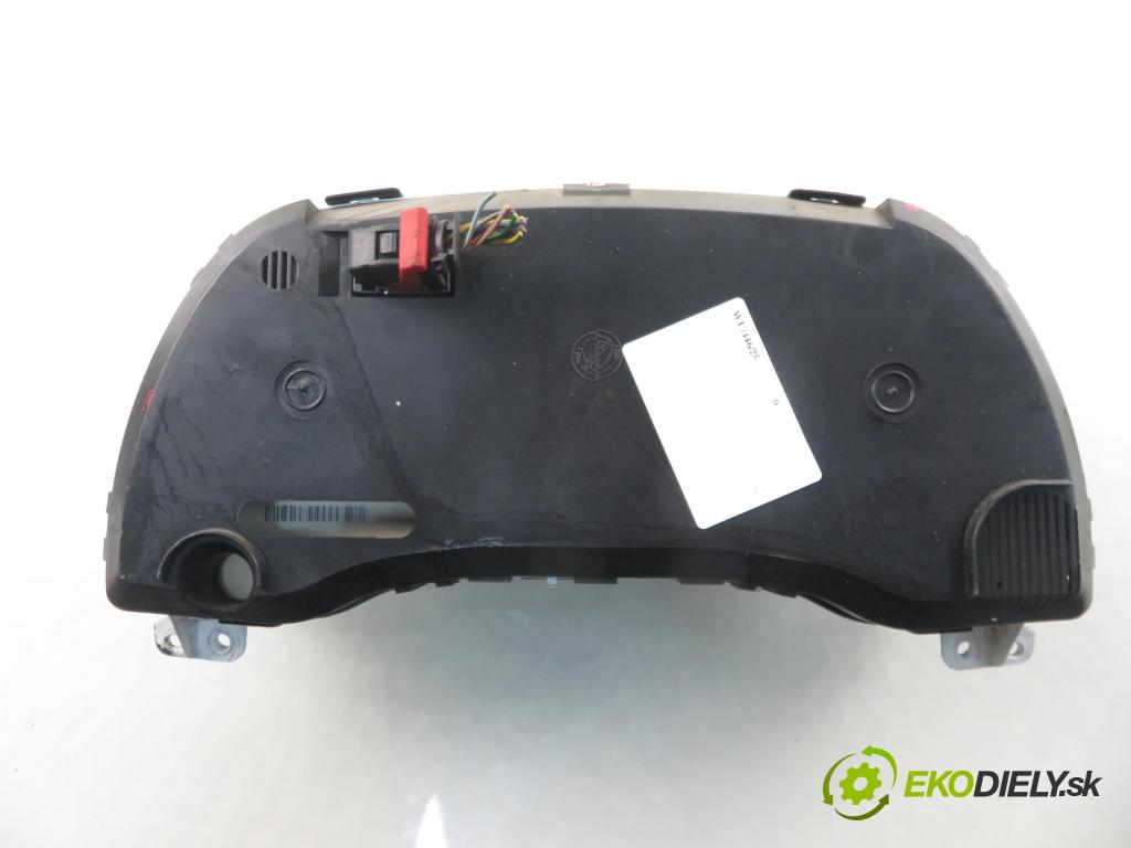 FIAT DOBLO nadwozie wielkoprzestrzenne (MPV) (119_, 223_) KOMBIVAN 2002 74,00 1.9 JTD 100 - 182 B9.000 1910,00 Prístrojovka elektrický 46817749