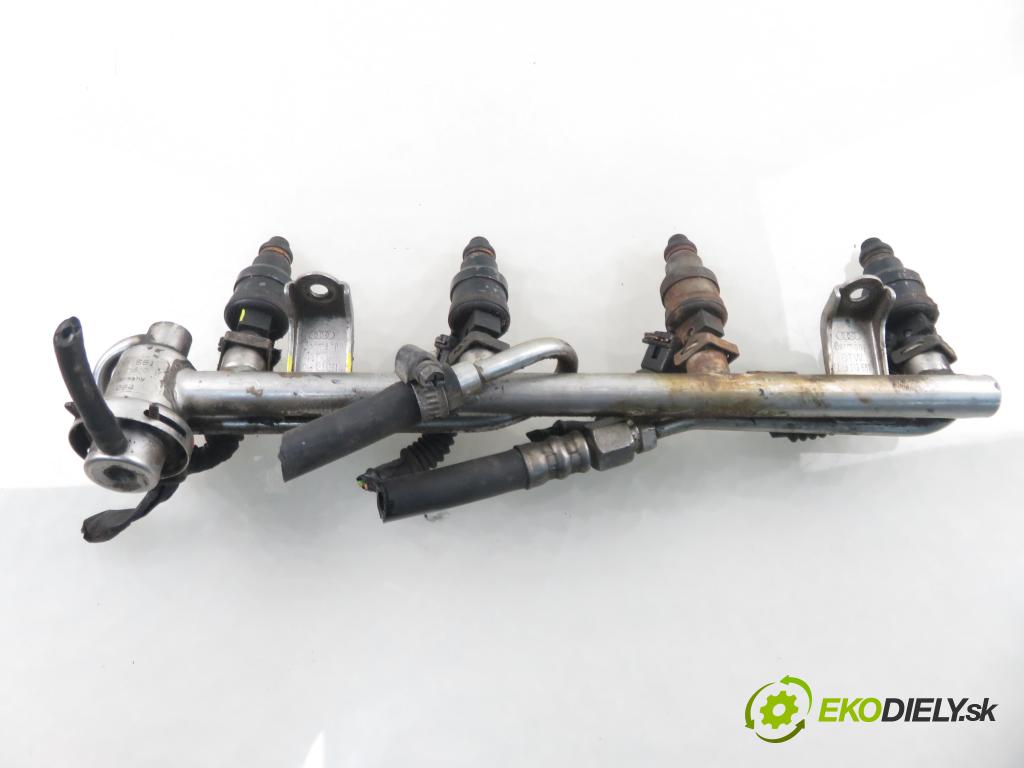 AUDI A4 (8D2, B5) SEDAN 1997 92,00 1.8 - ADR 1781,00 Lišta vstrekovacia 058133551A ; 058133681 (Vstrekovacia lišta)