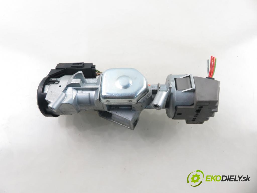FORD FOCUS II (DA_, HCP) HB 2008 85,00 1.8 TDCi 115 - KKDA 1753,00 spínačka / VLOŽKY 3M513F880AD