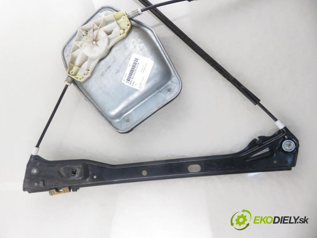 VW GOLF VI Variant (AJ5) KOMBI 2010 77,00 1.6 TDI - CAYC 1598,00 mechanismus oken 1K5837401AS ; 3C0959793A ; 3C0959701C