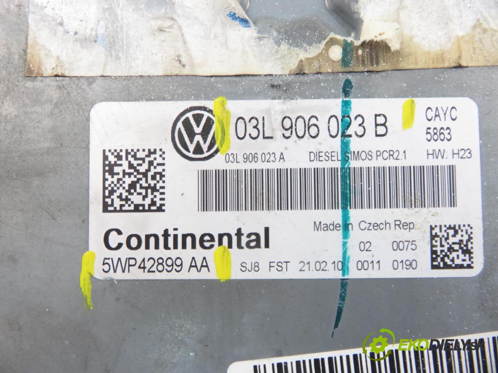VW GOLF VI Variant (AJ5) KOMBI 2010 77,00 1.6 TDI - CAYC 1598,00 řídící jednotka motora 03L906023B ; 5WP42899AA