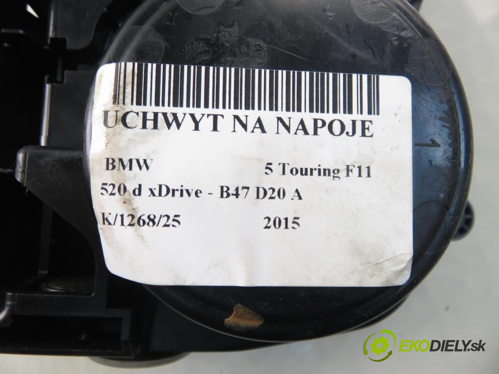 BMW 5 Touring (F11) KOMBI 2015 140,00 520 d xDrive - B47 D20 A 1995,00 Držiak na nápoje 9277262 (Držiak (úchyt) na nápoje)