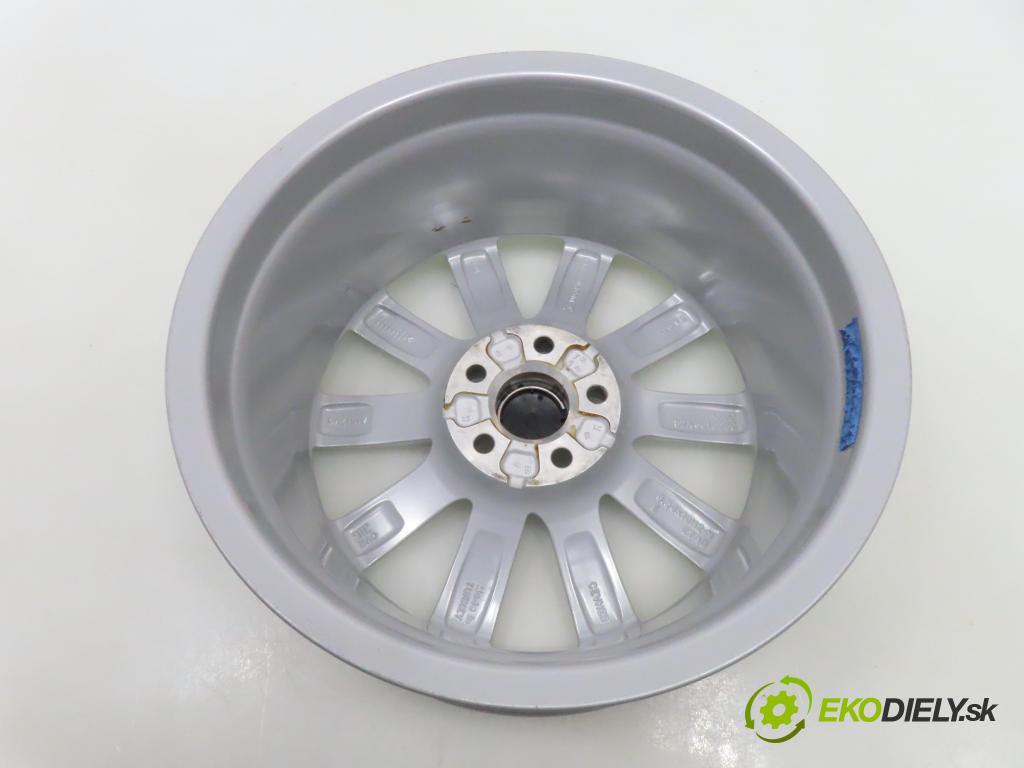AUDI 0 disky / disk 82A601025C