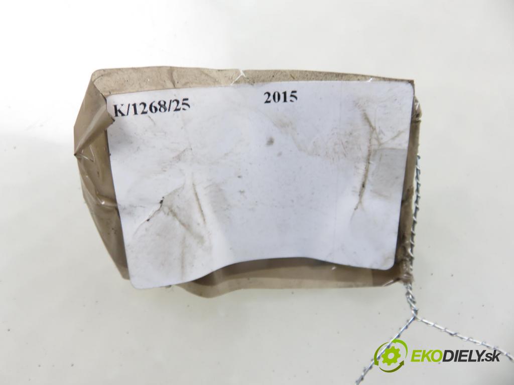 BMW 5 Touring (F11) KOMBI 2015 140,00 520 d xDrive - B47 D20 A 1995,00 MECHANISMUS/ motorek stěračů 7306266 ; 7308771 ; 3397021520