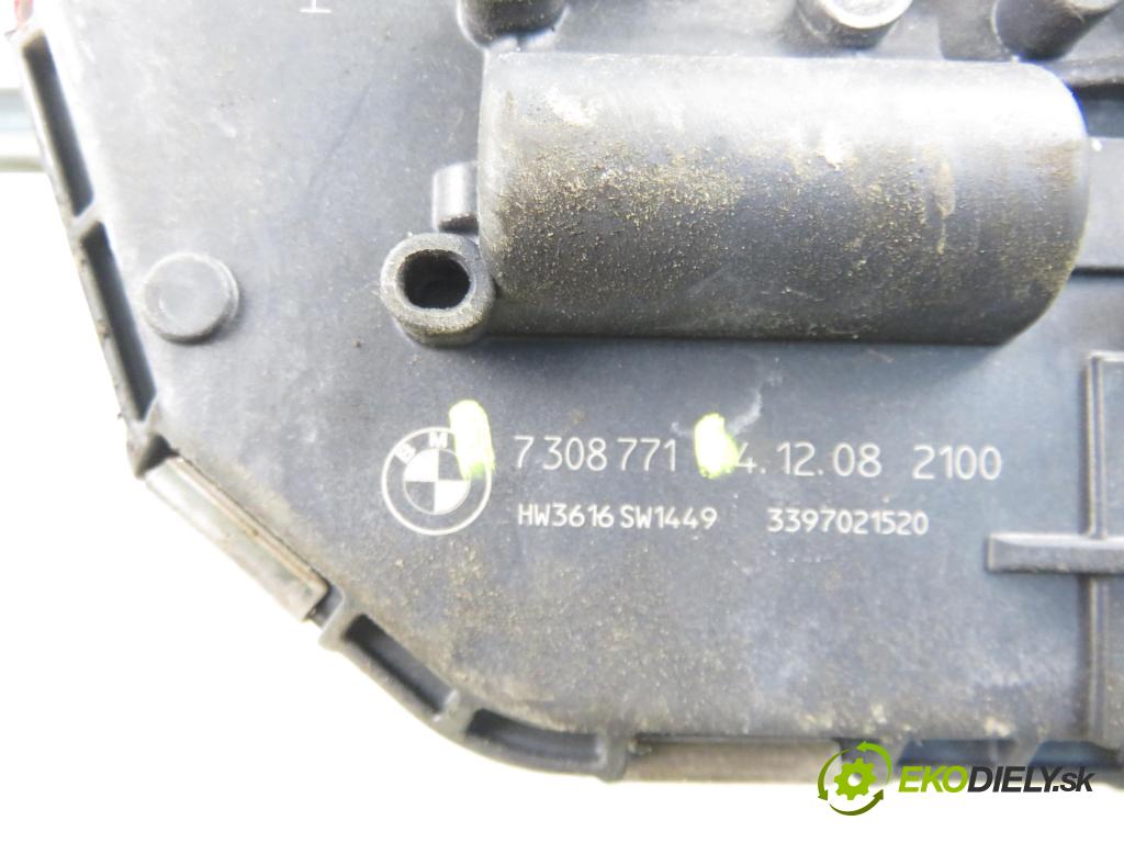 BMW 5 Touring (F11) KOMBI 2015 140,00 520 d xDrive - B47 D20 A 1995,00 MECHANISMUS/ motorek stěračů 7306266 ; 7308771 ; 3397021520