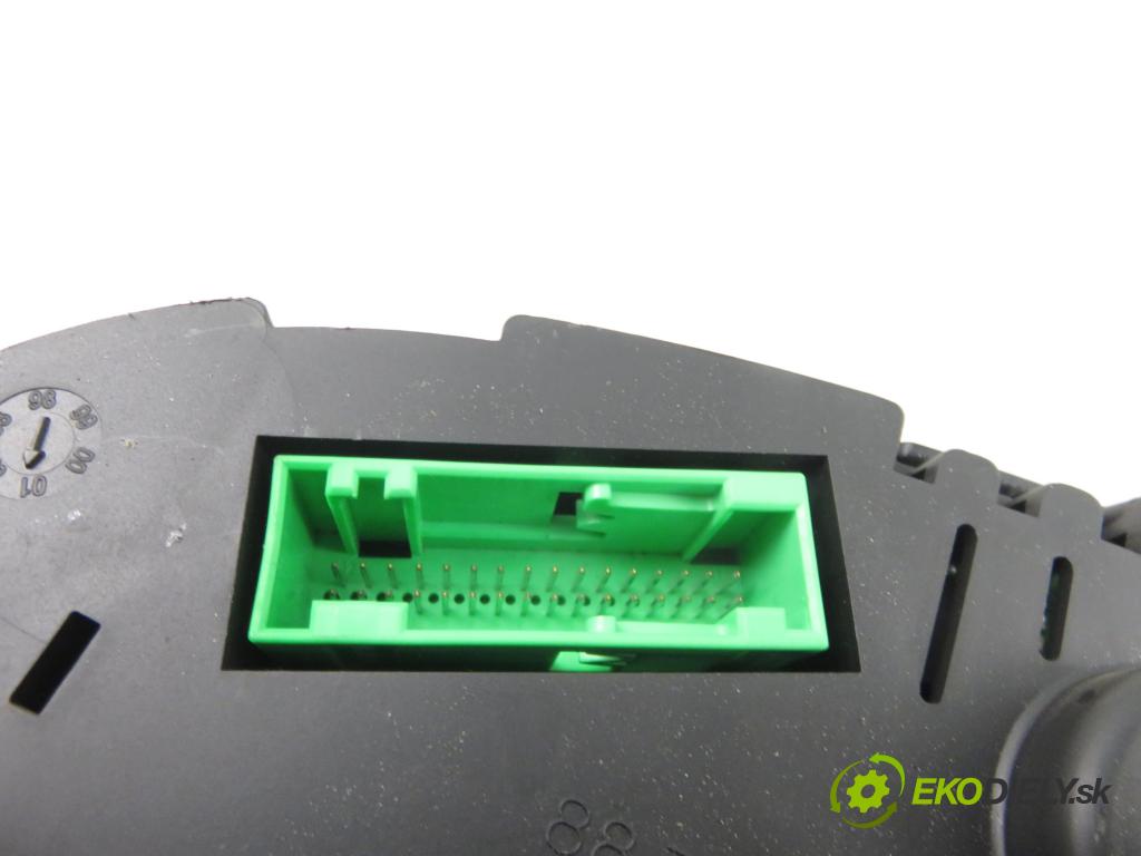 SEAT LEON (1M1) HB 2001 74,00 1.6 - AKL 1595,00 Prístrojovka elektrický 1M0920802A ; 11080152002