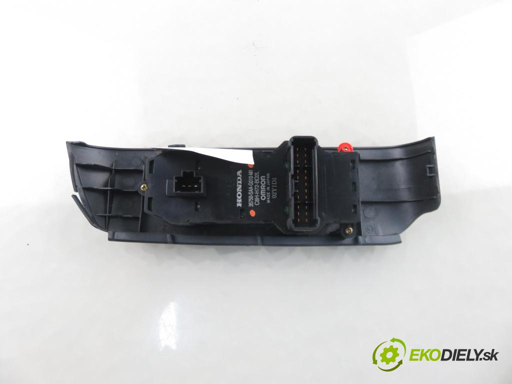 HONDA JAZZ II (GD_, GE3, GE2) HB 2002 61,00 1.3 (GD1) - L13A1 1339,00 Panel ovládaní oken 35750SAAG010M1