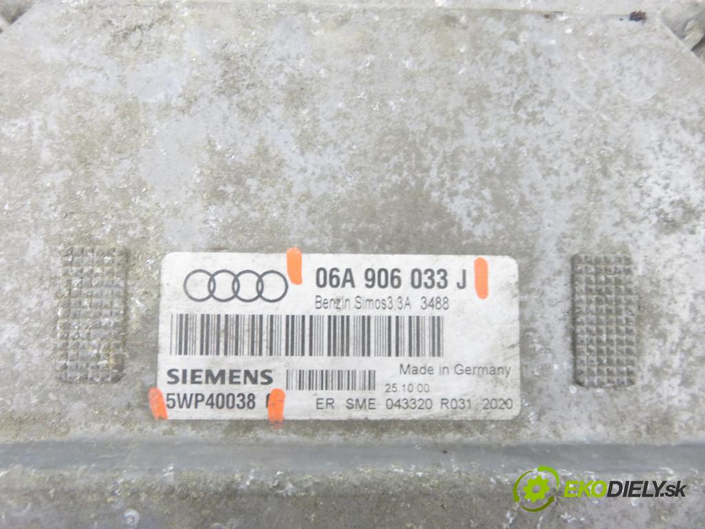 AUDI A3 (8L1) HB 2002 75,00 1.6 - AVU 1595,00 řídící jednotka motora 06A906033J ; 5WP40038