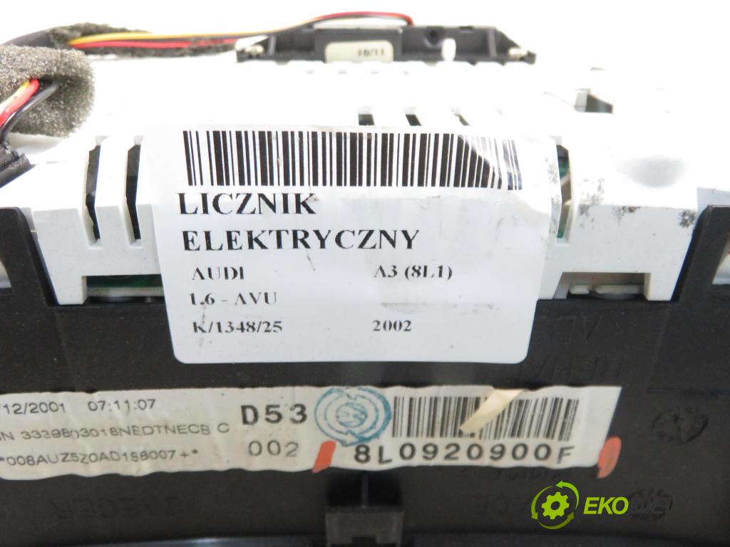 AUDI A3 (8L1) HB 2002 75,00 1.6 - AVU 1595,00 prístrojovka elektrický 8L0920900F