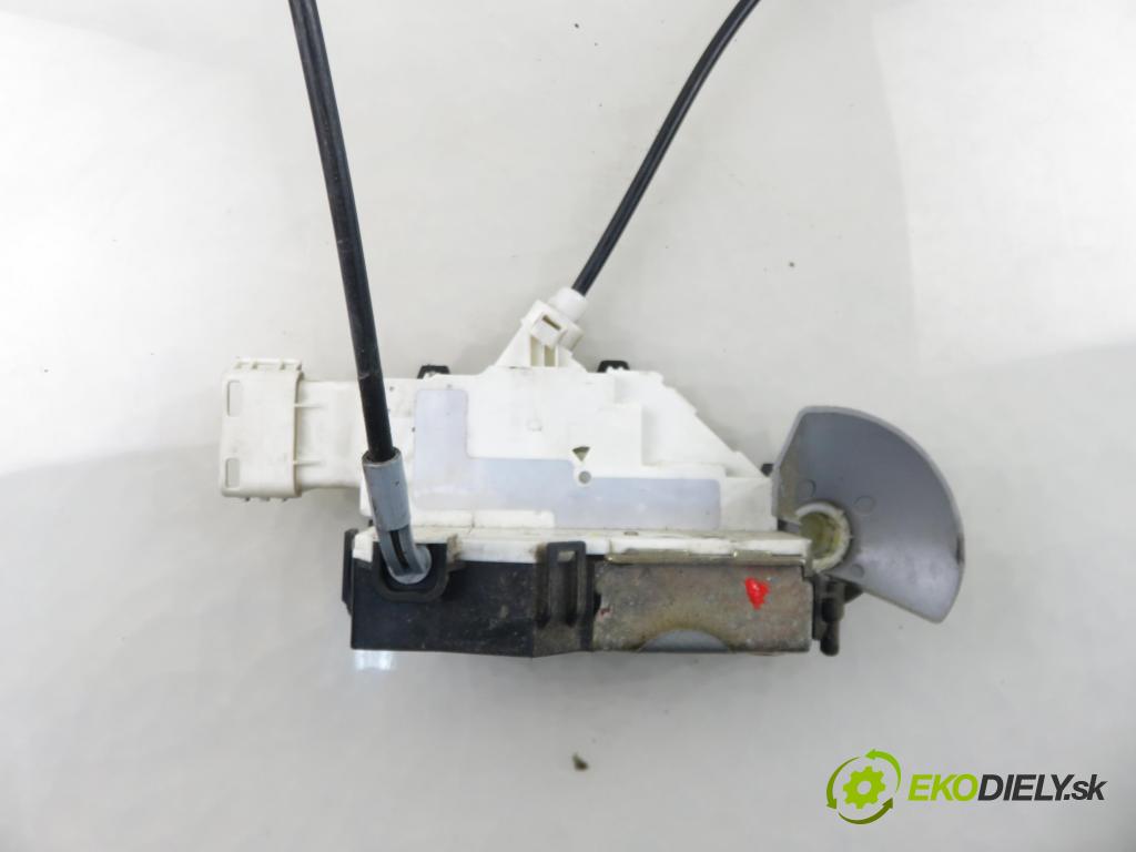 CITROEN C4 I (LC_) HB 2005 80,00 1.6 HDi 109 - 9HZ (DV6TED4) 1560,00 zámok 9660699880 ; 9660699880F