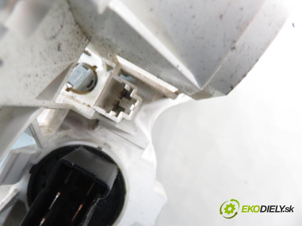 HONDA JAZZ II (GD_, GE3, GE2) HB 2002 61,00 1.3 (GD1) - L13A1 1339,00 Panel kúrenia KLIMATIZACE: