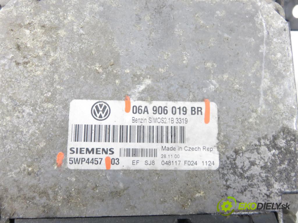 SEAT LEON (1M1) HB 2001 74,00 1.6 - AKL 1595,00 řídící jednotka motora 06A906019BR ; 5WP4457