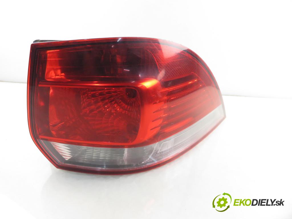 VW GOLF VI Variant (AJ5) KOMBI 2010 77,00 1.6 TDI - CAYC 1598,00 světlo pravé zadní 1K9945096E ; 1K9945112D