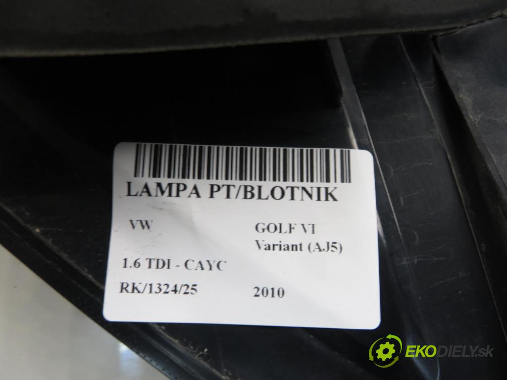 VW GOLF VI Variant (AJ5) KOMBI 2010 77,00 1.6 TDI - CAYC 1598,00 světlo pravé zadní 1K9945096E ; 1K9945112D