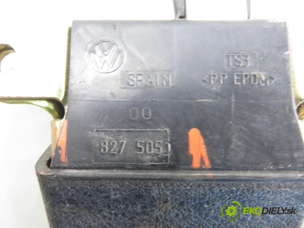 VW BORA (1J2) SEDAN 2002 74,00 1.9 TDI PD 101 - ATD 1896,00 zámok dveří kufr EL. 1J5827425D ; 1J5827505D