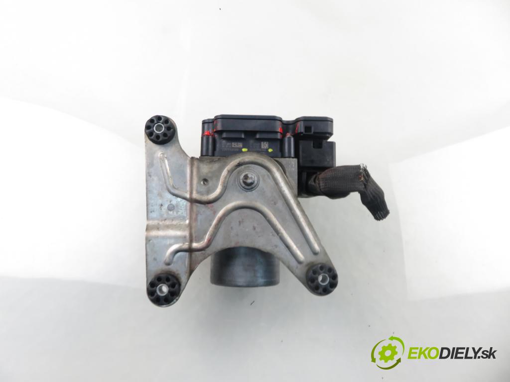 BMW 5 Touring (F11) KOMBI 2015 140,00 520 d xDrive - B47 D20 A 1995,00 Pumpa ABS 6868339 ; 6856846 ; 0265956348 (Pumpa ABS)