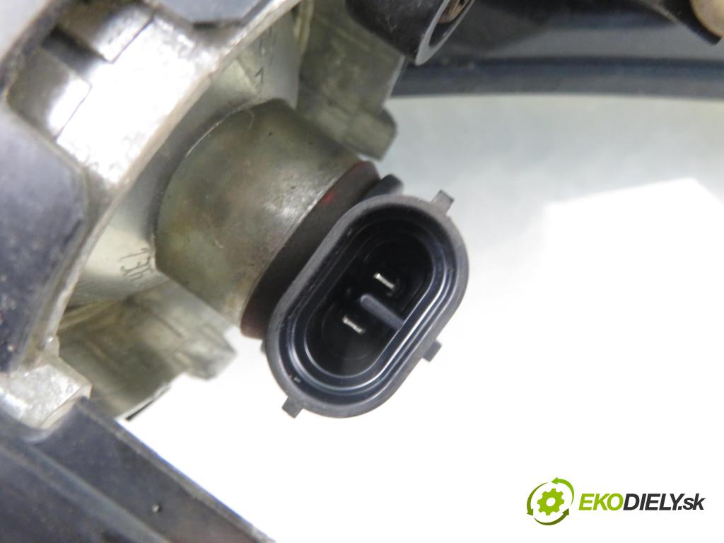 FORD MONDEO IV (BA7) LIFTBACK 2008 92,00 1.8 TDCi - KHBA 1753,00 hmlové svetlo, hmlovka L 7S7115K202AD