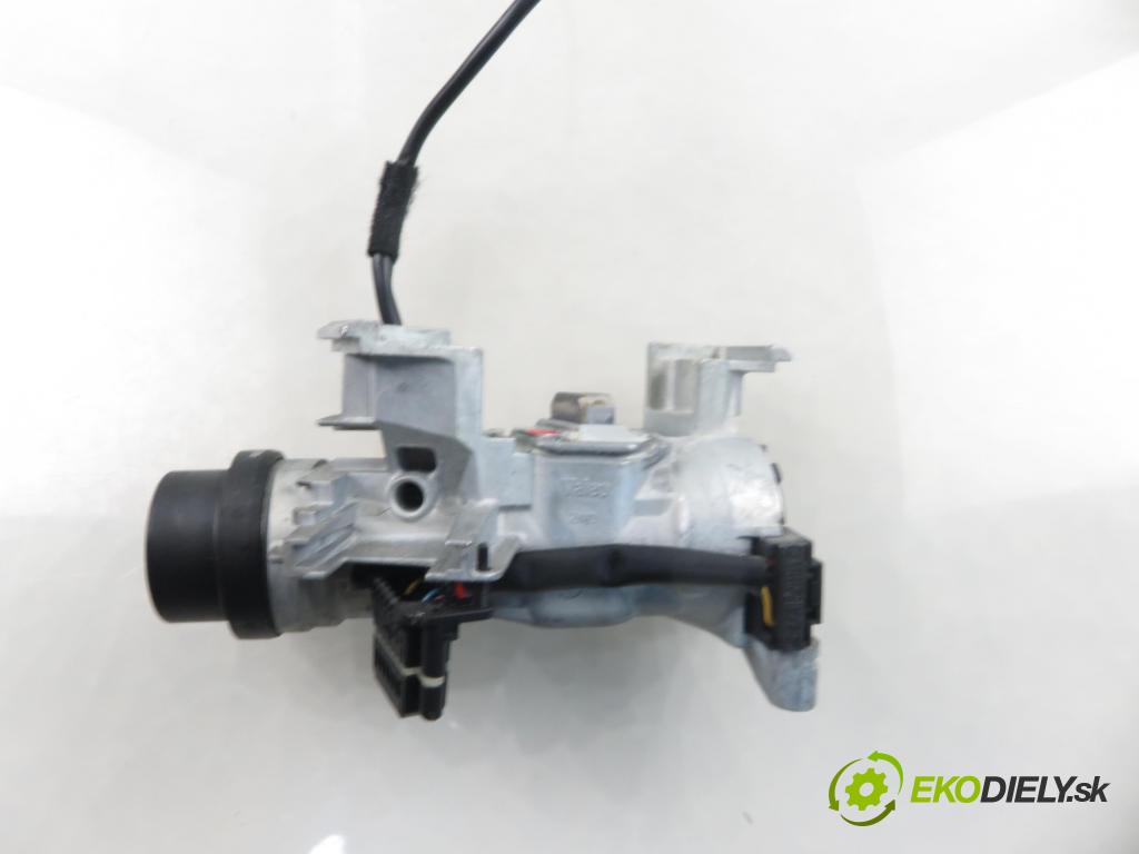 VW GOLF VI Variant (AJ5) KOMBI 2010 77,00 1.6 TDI - CAYC 1598,00 spinačka 1K0905851B (Spínacia skrinka)