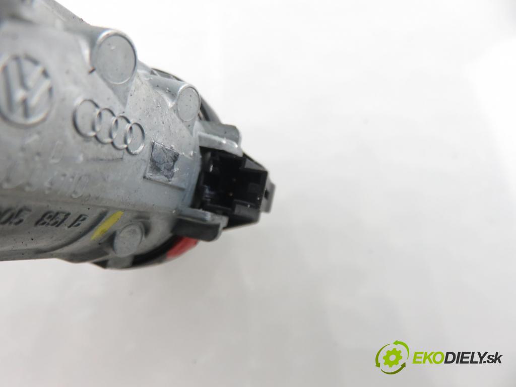 VW GOLF VI Variant (AJ5) KOMBI 2010 77,00 1.6 TDI - CAYC 1598,00 spinačka 1K0905851B (Spínacia skrinka)