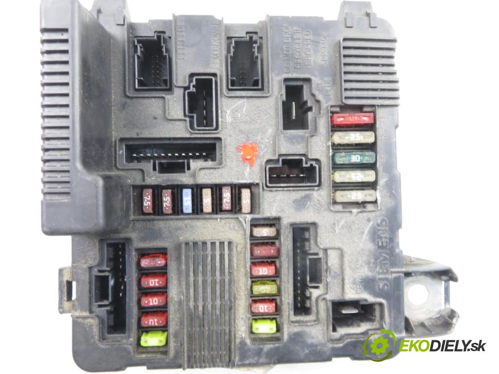 RENAULT SCENIC II (JM0/1_) MINIVAN 2005 88,00 1.9 dCi 120 - F9Q 812 1870,00 MODUL BSI 8200306032C ; S118399200F