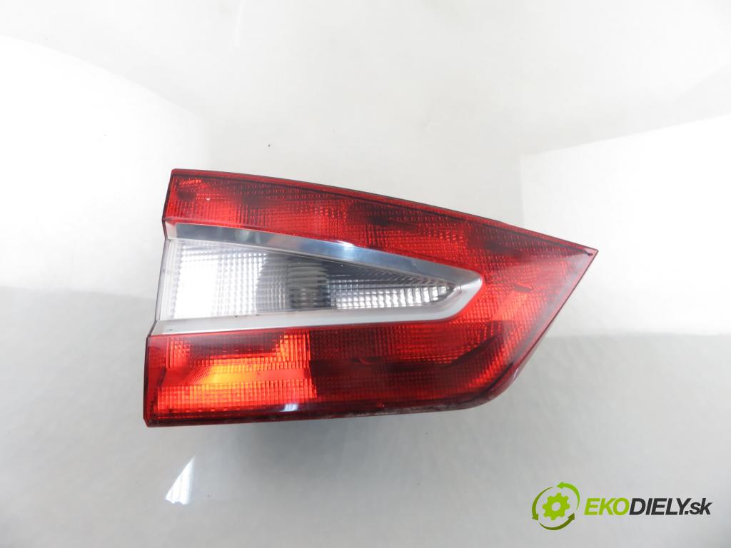 FORD GALAXY (WA6) MINIVAN 2007 96,00 2.0 TDCi - AZWA 1997,00 světlo levé zadní kufr 6M2113A603EB