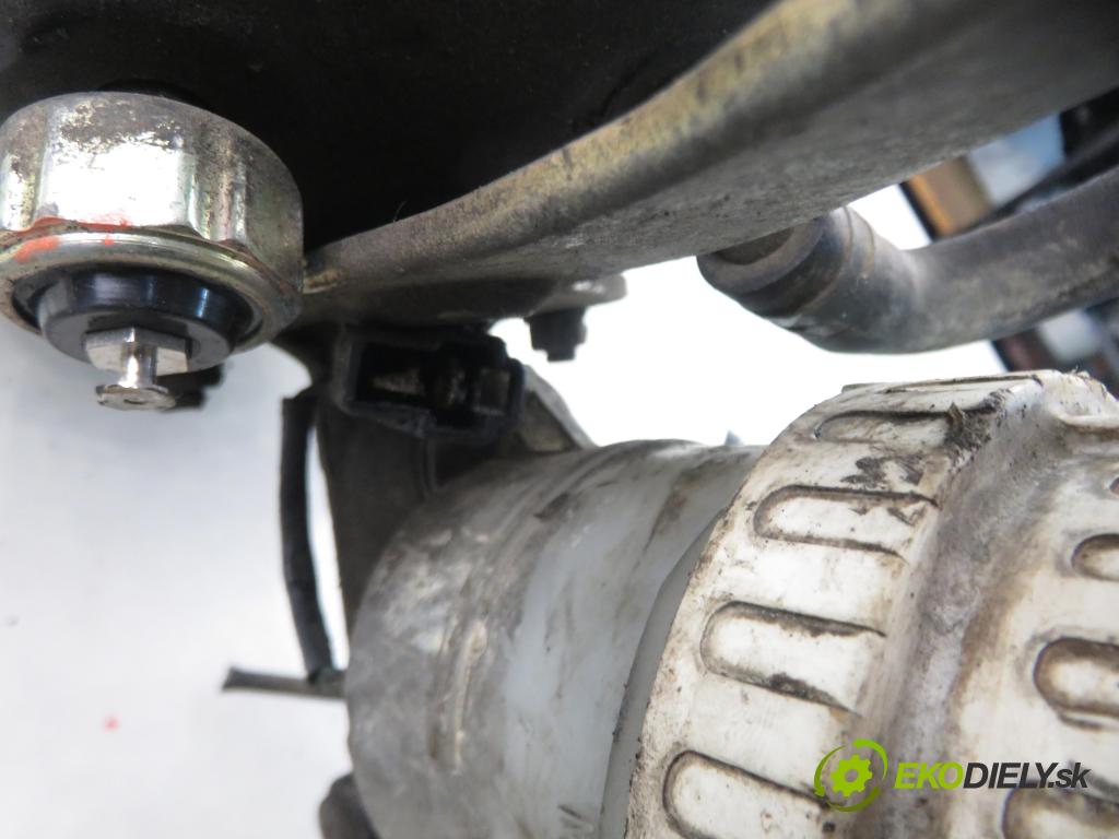 MITSUBISHI PAJERO II (V3_W, V2_W, V4_W) TERENOWY 1996 73,00 2.5 TD 99 - 4D56 TD 2477,00 posilovač 85203407 (Servočerpadlo)