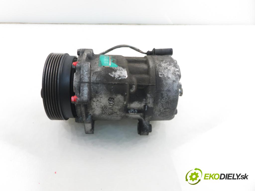 VW BORA (1J2) SEDAN 2002 74,00 1.9 TDI PD 101 - ATD 1896,00 KOMPRESOR: klimatizácie 1J0820803F (Kompresor klimatizácie)